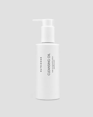 Cleansing oil for removing makeup and impurities from the face Nutridome - 1