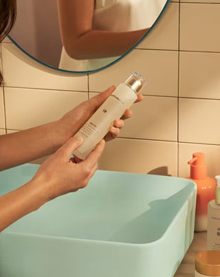 Liquid Exfoliating Glow On Serum for Blemishes and Skin Tone Improvement Health Labs Care