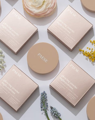 Illuminating and smoothing powder mist for a velvety finish 13 golden beige by Paese