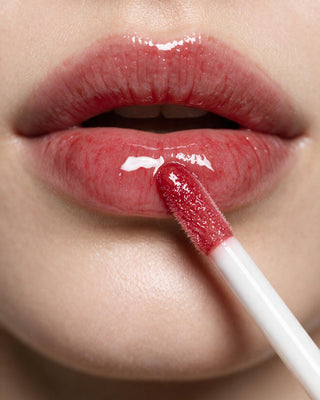 Tinted lip oil with vitamin E and a glow effect Nutridome - 6