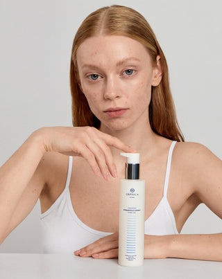Micellar cleansing water for makeup removal and cleansing for sensitive and acne-prone skin with urea, hyaluronic acid, and glycolic acid Cleansing Orphica Clinic 200 ml - 2