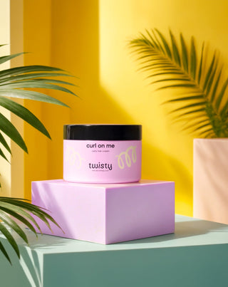 Twisty curl cream for curly hair styling with flax and oat extracts