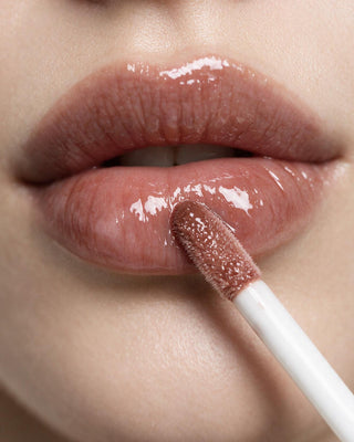 Tinted lip oil with vitamin E and a glow effect Nutridome - 4