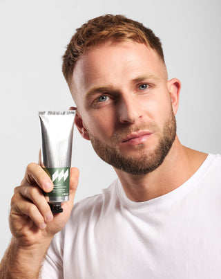 Monolit after-shave balm with panthenol and an instant soothing effect on irritation