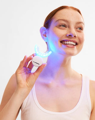 Teeth whitening kit with LED lamp and Light & Bright Smilebite whitening gel - 3