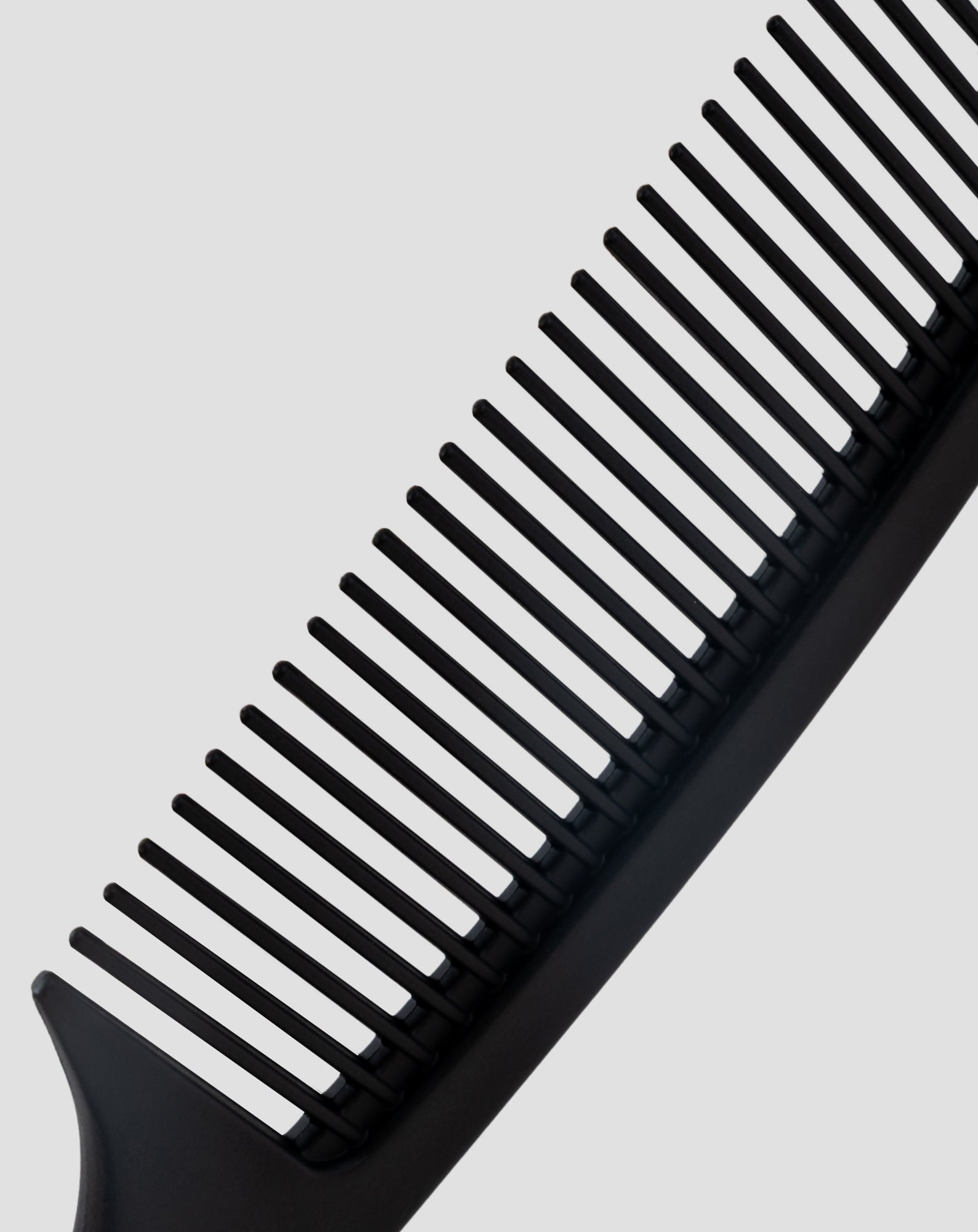 Universal hair comb 27 teeth Nutridome