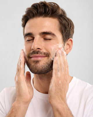 Beard shampoo with panthenol and niacinamide to cleanse and condition the beard Monolith - 3